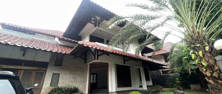 Dijual Murah Rumah Lokasi strategis Pondok Indah (LP) 1