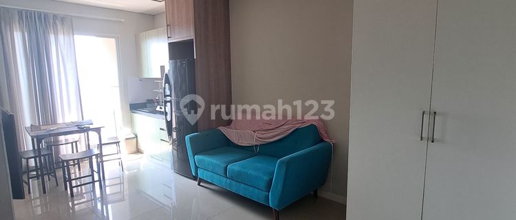 Disewakan 2Br Apartemen Madison Park Furnished Lokasi Strategis Dekat dengan Mall Central Park, Neo Soho, Mall Taman Anggrek Citra Land dan Universitas Tarumanegara, Kampus Ukrida, Podomoro University 1