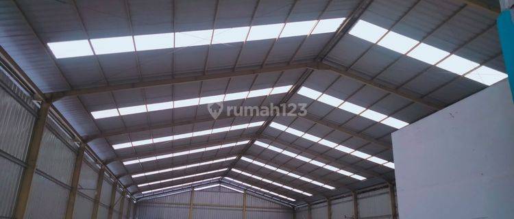 Gudang Akses Truk 40 feet di Ciputat Parung  1