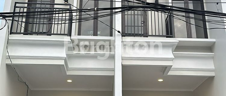 Rumah Taman Cosmos Dekat Pusat Kuliner Green Ville Raya Jakarta Barat-3 Lantai & Rumah Baru 1