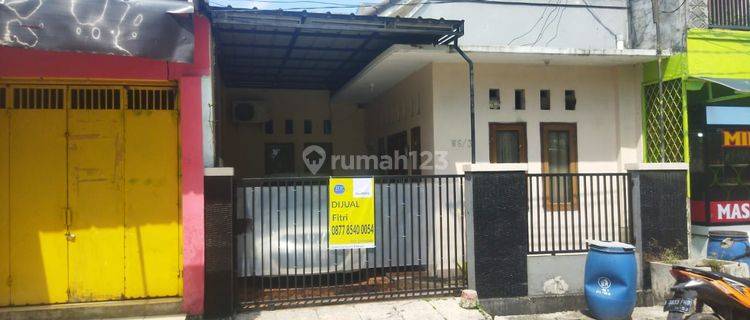 Rumah bisa buka usaha Vila Mutiara Gading 2 1