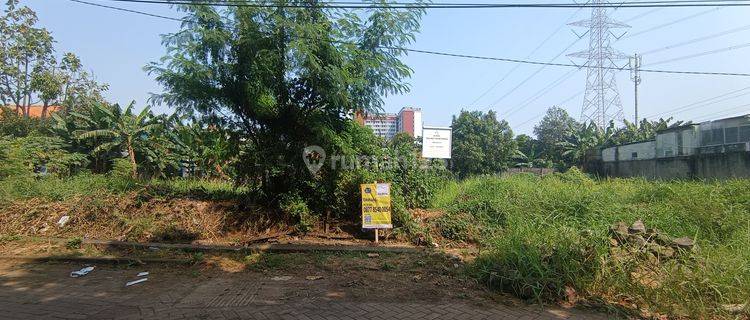 Tanah di Perumahan Eramas 2000 300 m² HGB lokasi Hadap Taman 1