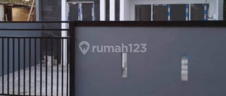 Rumah Minimalis Kondisi Baru Di Sading  1