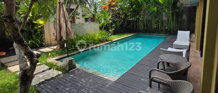 Sewa Villa Dengan Private Pool di Ubud 1