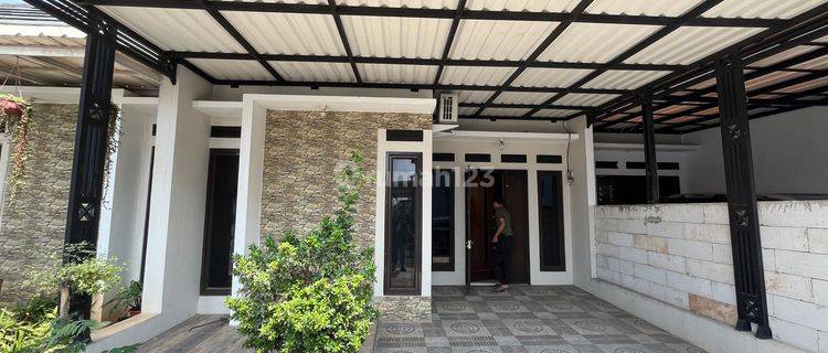 Rumah 2 KT Strategis 25 Mnt ke Terminal Pondok Cabe Free Renov J25116 1