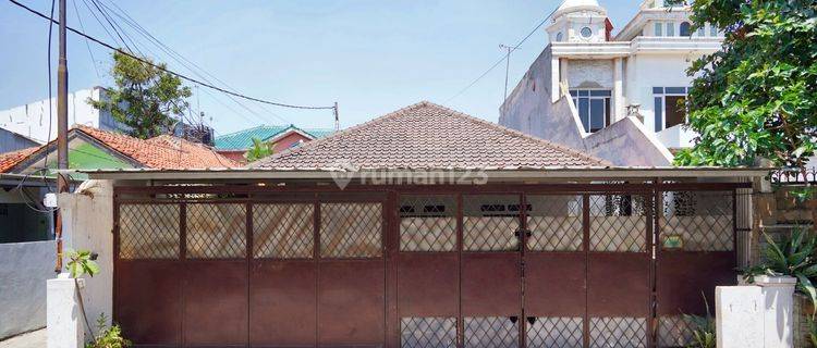 Rumah Hadap Selatan LT 265 Harga Nego 10 menit ke Tamini Square Siap KPR J20691 1