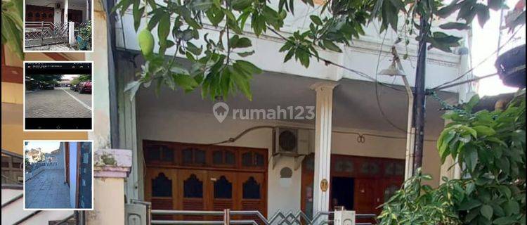 Rumah 2 Lantai di Perumahan Rewwin, Sidoarjo 1