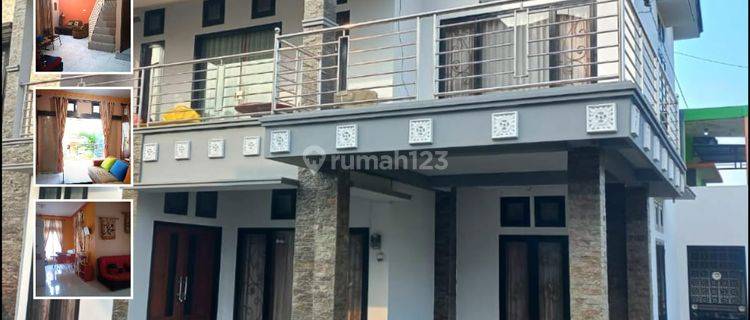 Rumah Bagus Furnished di Jl. Mutiara Panderman Batu, Batu 1