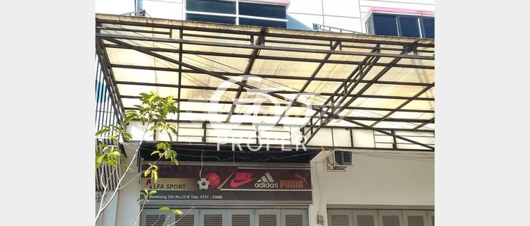 Affordable 3-Story Shop House for Rent on Jl. Belakang Olo, West Padang Pattimura, Padang City, West Sumatra 1