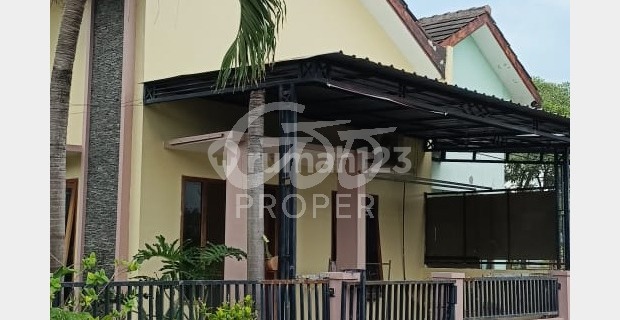 Rumah Hook Unfurnished SHM di Jasmine Regency Lamongan, Lamongan 1