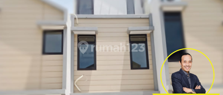 Disewakan Rumah 3 Lantai di Perumahan Araya Kota Malang 1
