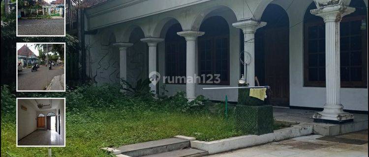 Sewa Rumah Bagus SHM di Jl. Bromo Klojen Malang Kota 1