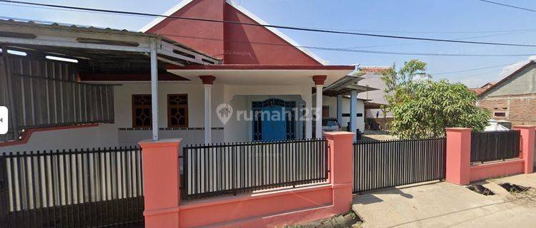 Rumah Klasik Dijual di Jl. Arboi Rayart Desa Bojongnangka Kec Pemalang Kab Pemalang 1