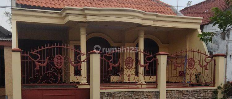 Jual Rumah Semi Furnished SHM di Desa Ngepun, Nganjuk 1