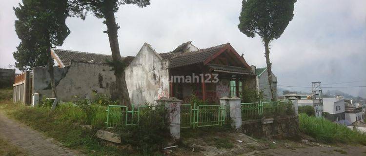 Rumah Butuh Renovasi SHM di Jl. Perumnas Pandesari Pujon, Malang 1