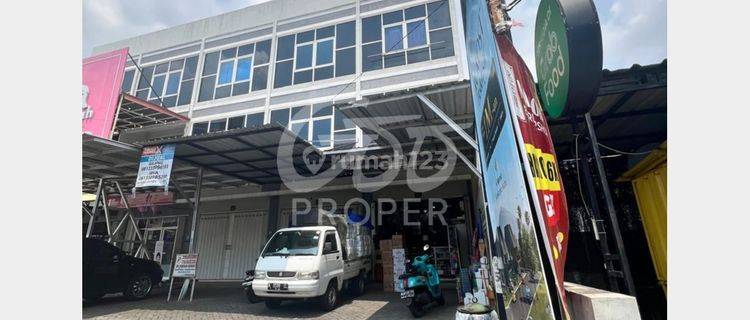 Ruko 210 m2 3 Lantai SHM (Harga Nego) Dekat Area Kampus di Lowokwaru, Malang 1