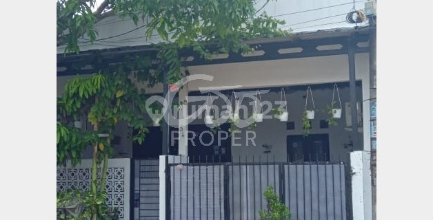 Comfortable Nice House in Griya Serpong Cisauk, Tangerang 1