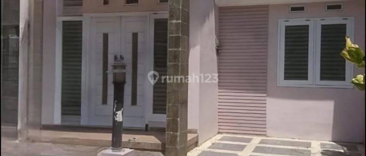 Rumah Bagus Dekat Pasar Induk di Perum Kebonsari Regency, Malang 1