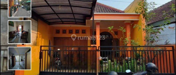 Rumah Bagus Unfurnished SHM di Jl. Comel Blimbing Malang, Malang 1