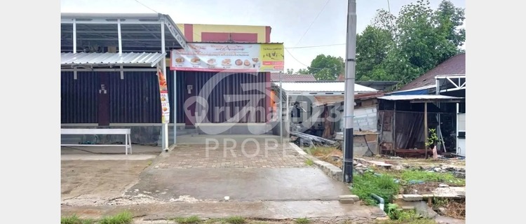 For Sale: Ready-to-Use Shop House on Jl. Cindai Alus, Martapura, Banjar, South Kalimantan. 1