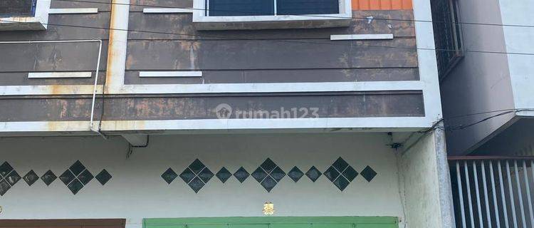 rumah 2 lantai bagus Krakatau Intikota jalan Jemadi 1