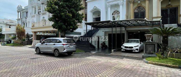 rumah 3 lantai furnished disewakan jalan mustang medan polonia 1