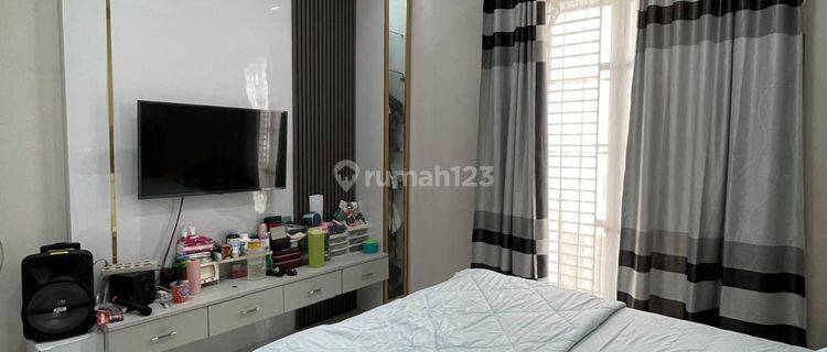 rumah 2 lantai lebar 5 meter dalam komplek Furnished Jalan Seser Tempuling Medan Krakatau Pancing 1