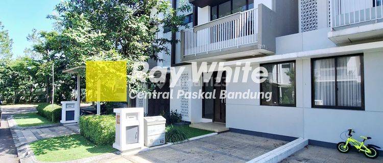 Rumah Cluster Chyntia Premium di Summarecon Bandung 1