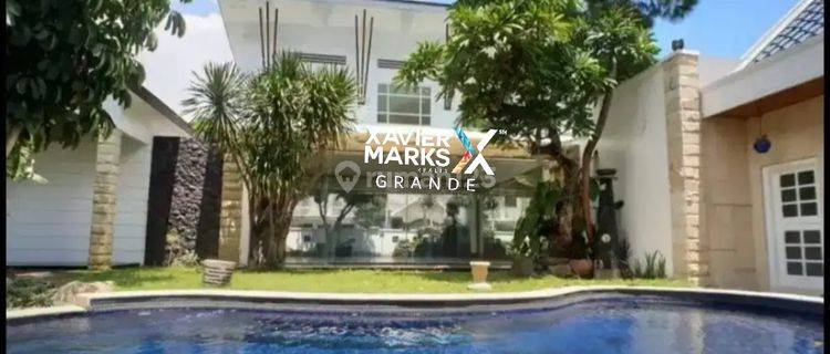 Dijual Rumah Mewah di Araya Boelevard Malang 1