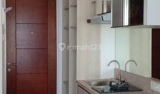 Sewa Apartemen Gunawangsa Tidar Full Furnish Bagus Studio 1