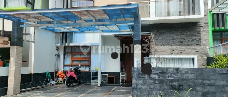 Price Drop ! Minimalist House for Rent Inside Gegerkalong Cluster 1