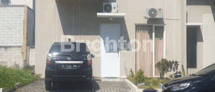 RUMAH TINGGAL 2 LANTAI ONE GATE SYSTEM SIAP HUNI DEKAT BANDARA JUANDA NEWTON PARK SURABAYA SIDOARJO 1