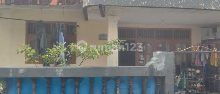 Rumah Strategis Hook Gili Samping Jakarta Barat 1