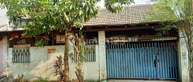 Rumah Hook Hitung Tanah di Komplek Alam Indah Tangerang Banten 1