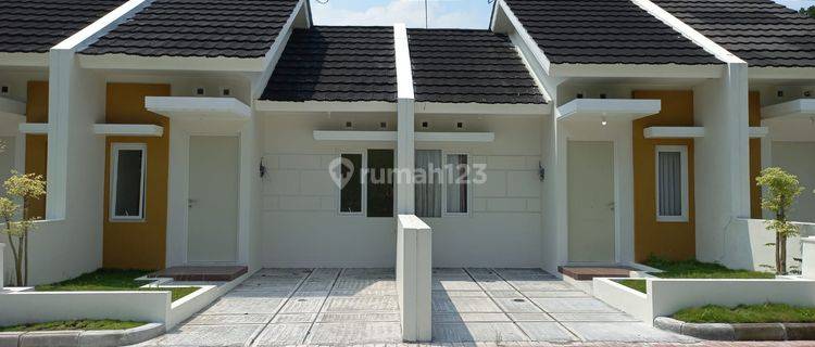 Rumah Cantik Asri Dan Nyaman Kpr Dp 35 Jt Ditimur Jl Manisrenggo 1