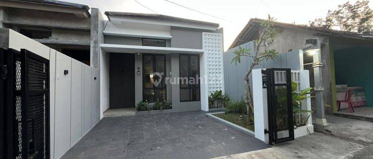 Rumah Estetik Akses Mudah Di Godean Sleman, Bonus Kitchen Set 1