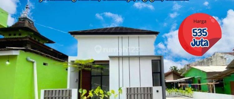 Rumah Estetik Include Lampu Gantung Di Sleman Dekat Jl Besi 1