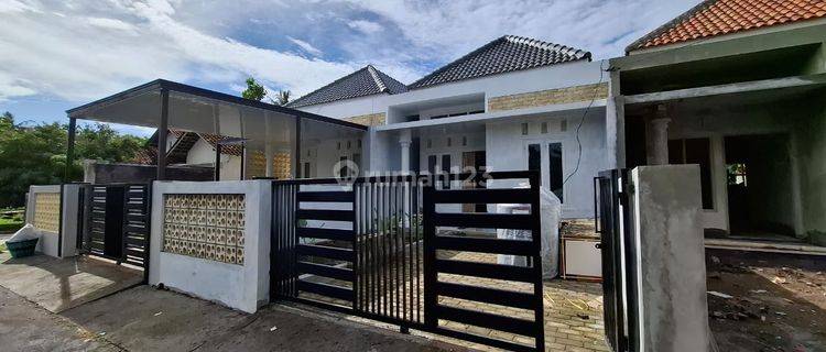 Rumah Modern Luas 500JTan Di Jogja Barat Dekat Rs Atturots 1