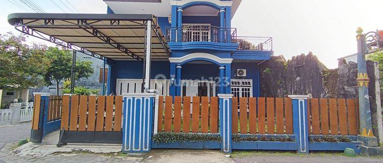 Dijual Rumah 2 Lt Luas Dan Lega di Maguwoharjo Sleman Dekat Ing Road Utara 1