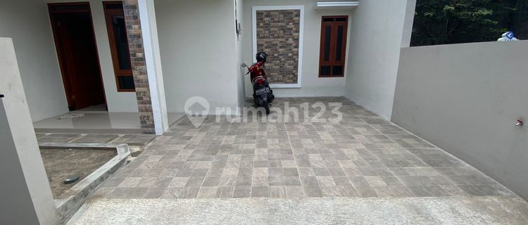 520 Juta! Rumah SHM Siap Huni di Banguntapan Dekat Rs Hardjolukito & Jec 1