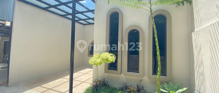 Exclusive Fully Furnished Residence in North Jogja, Serene Environment, Price 700M- 1