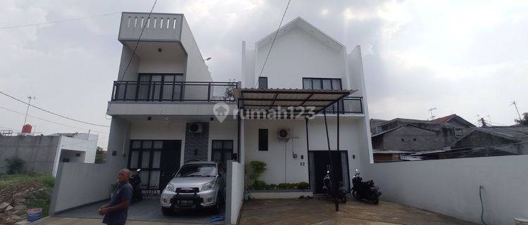 Rumah Mewah di Jual Murah Galaxy Bekasi Dp 0 Akses 2 Mobil  1