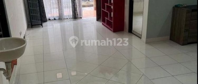 For Sale Babatan Pratama House, Strategic Location, Ready to Occupy 1