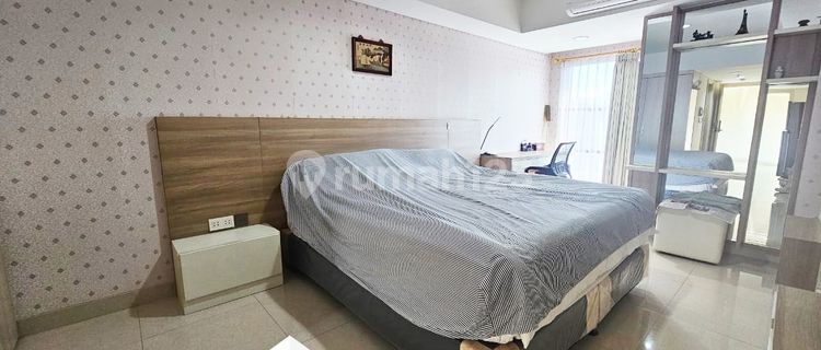 Downtown Studio Apartment in Louise Kienne Pandanaran Semarang 1