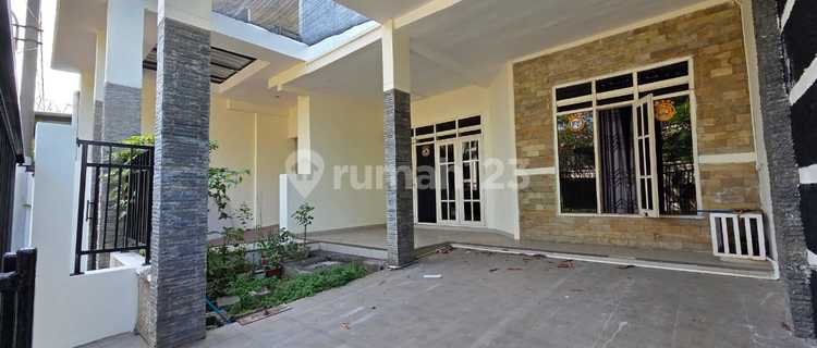 Ready-to-Occupy House Near Airport In Puri Anjasmoro West Semarang 1