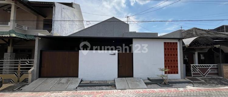 Middle City Boarding House Near Tugu Muda at Hasanudin, North Semarang 1