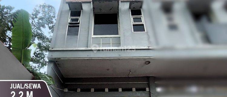 Ruko Sewa Parkiran Luas Di Nakula Sadewa Dukuh Salatiga 1
