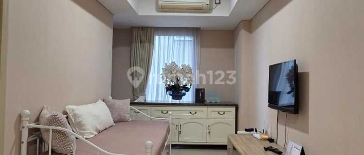 Strategic Downtown Apartment Near Simpang Lima in Warhol 1