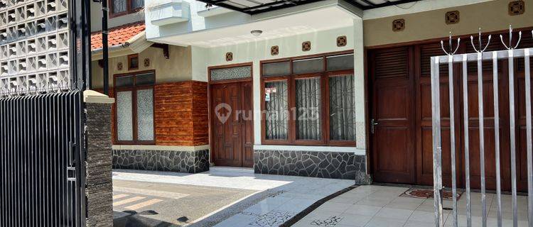 Dijual Rumah 2 Lantai Nyaman Terawa Siap Huni Lokasi Strategis di Sekelimus Batununggal Bandung 1