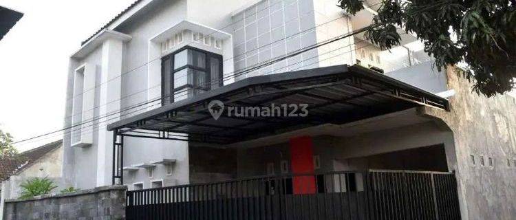 Mr 063519 kan Rumah Bagus 2 Lantai, Dekat Bandara Adi Sucipto